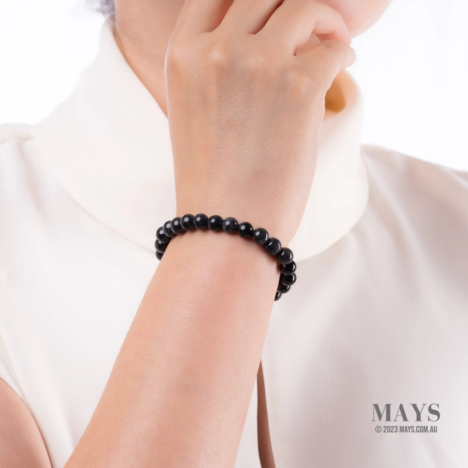 Small Grey And Black Jadeite Jade Bead Bracelet - 7mm 6 Small Grey And Black Jadeite Jade Bead Bracelet - 7mm - Image 4